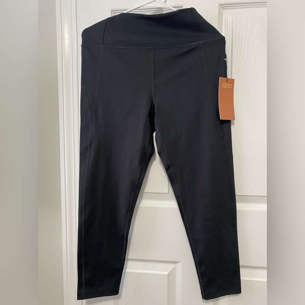 Girlfriend Collective cropped leggings - Picture 2 of 5